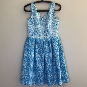 BNWOT Ladies 8 CK No Iron Turquoise Dress